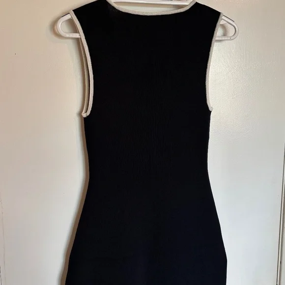 Midi Black Sweater Dress Size Large - Picture 6 of 7